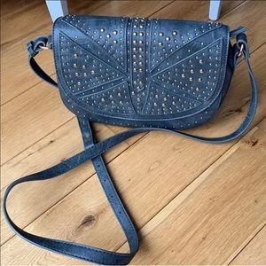 Crossbody hand bag